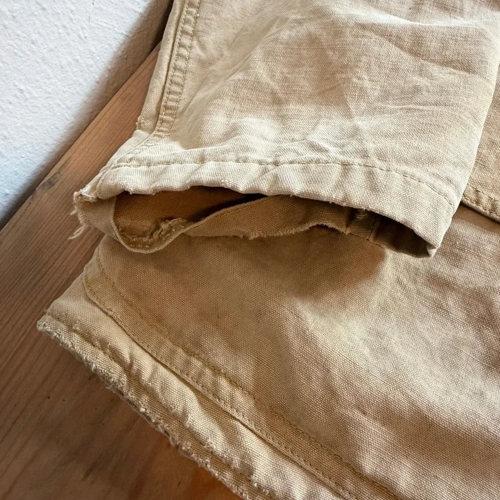 Vintage French Chore Jacket Size Medium 22x27 Corduroy Collar Distressed Hunting